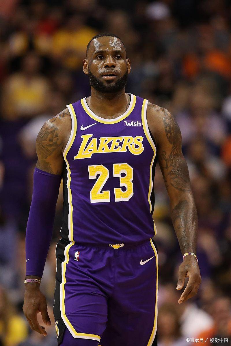 的拉锯中 的拉锯中